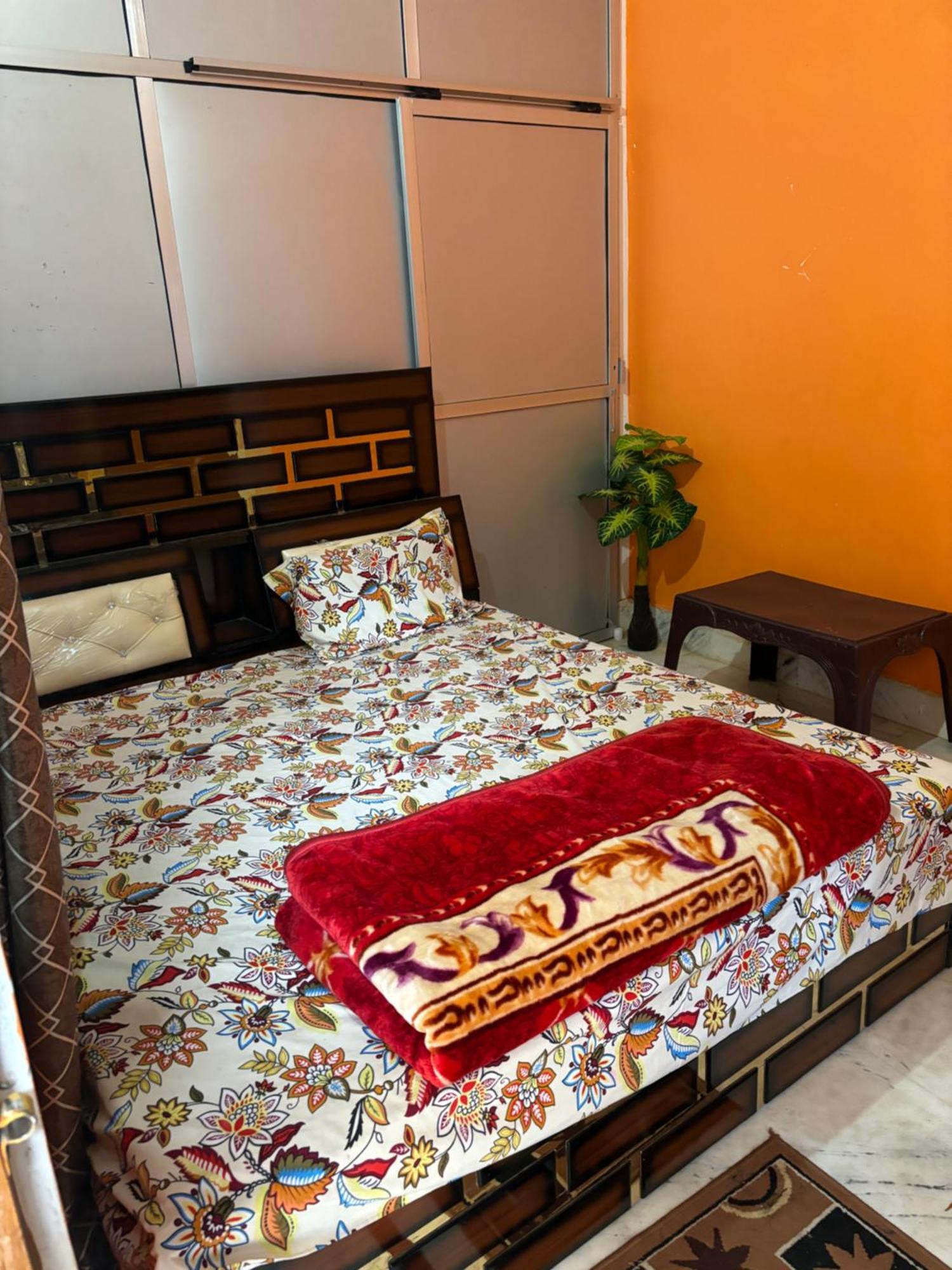Shakuntala Guest House Ayodhya Exterior foto